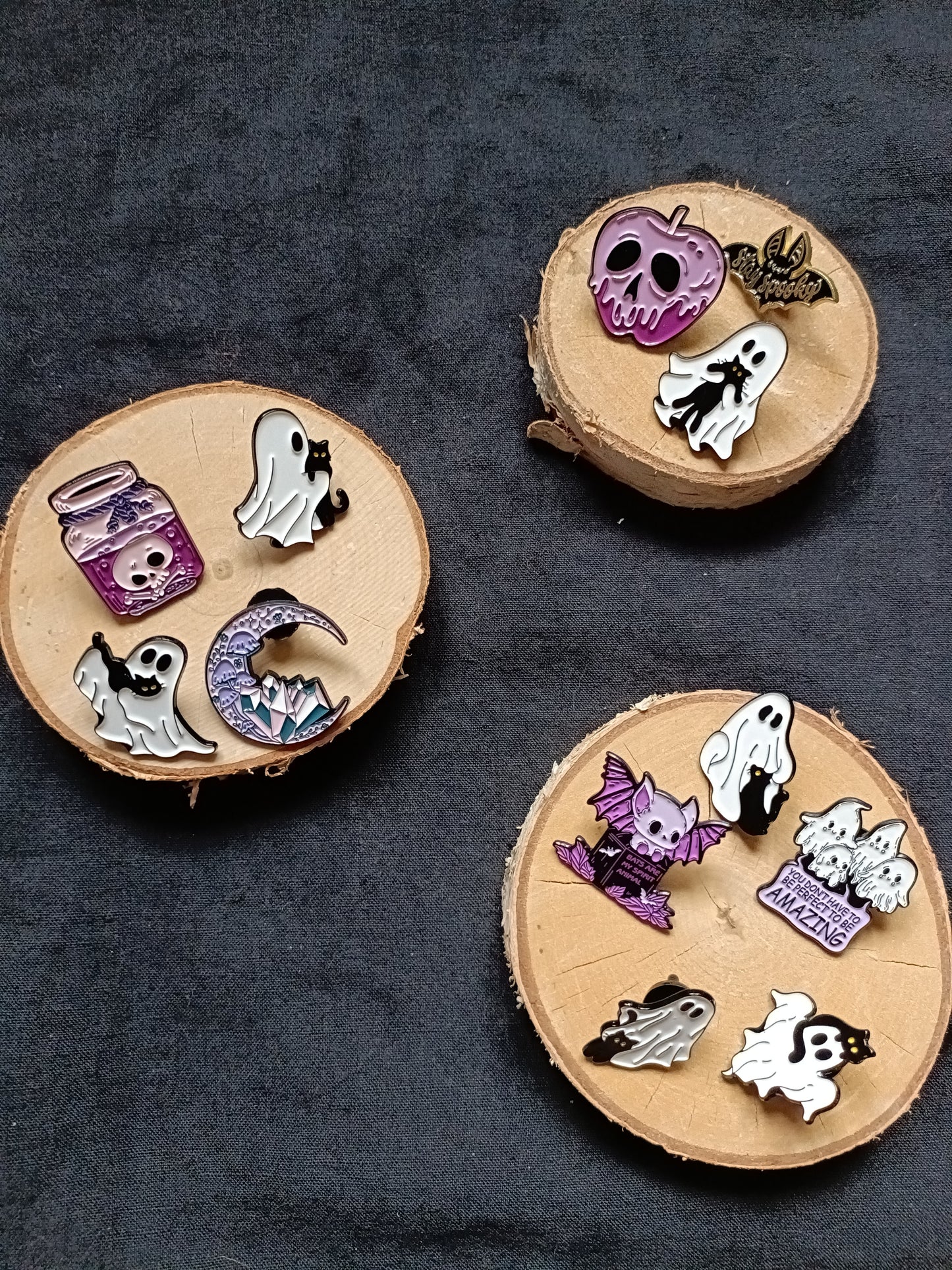 Pins - Modèles variés