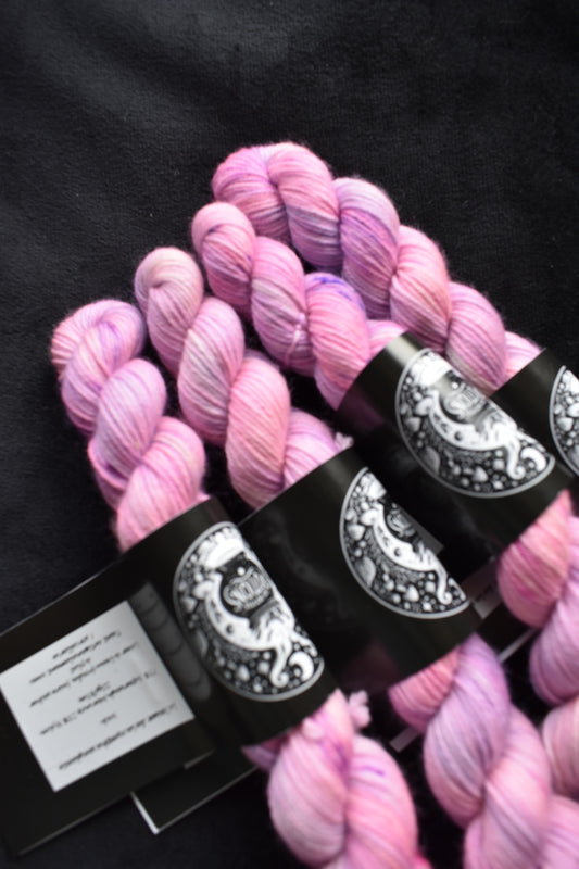 Minis - Le baiser de la nymphe sanglante